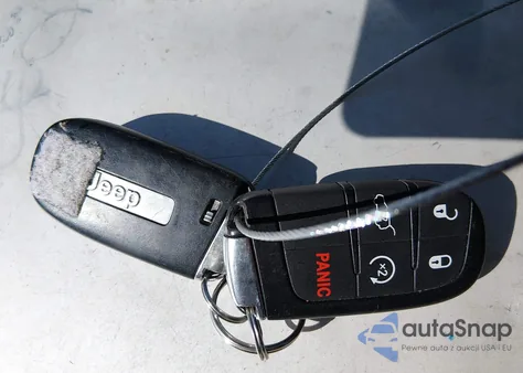 2015 Jeep Grand Cherokee Limited z USA, uszkodzony, nr VIN 1C4RJFBM9FC131118